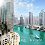 Lux Contemporary Suite With Full Marina View 3