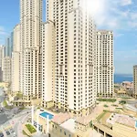 Lux Contemporary Suite With Full Marina View 3