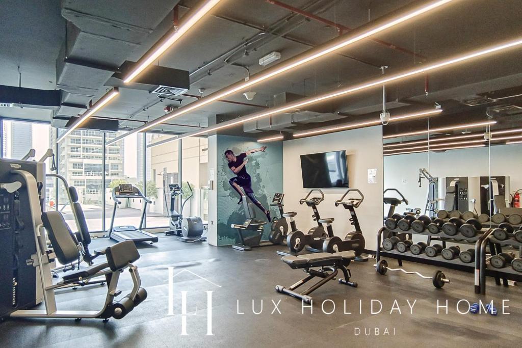 Lux Contemporary With Full Marina View 3